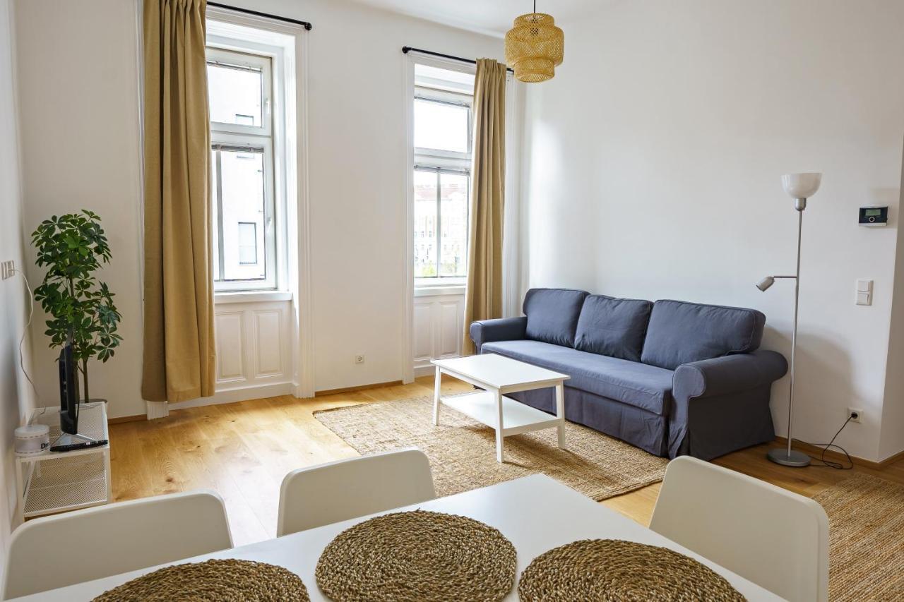 Central Living Apartments - Belvedere Vienna Exterior photo